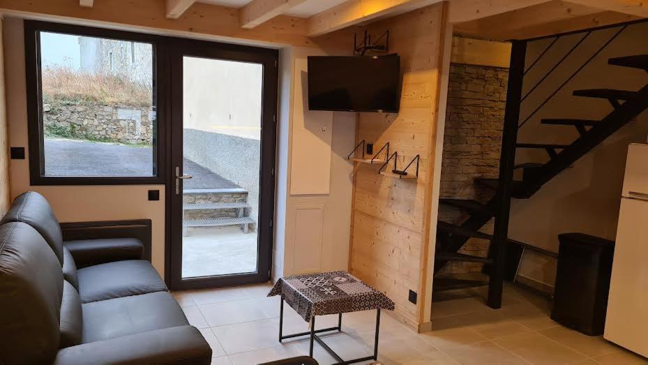 Le Toit Du Cambre D'Aze Apartman Saint-Pierre-dels-Forcats Kültér fotó